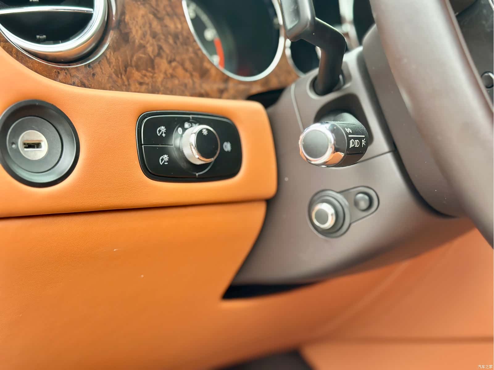 Bentley Flying Spur, 2012 19