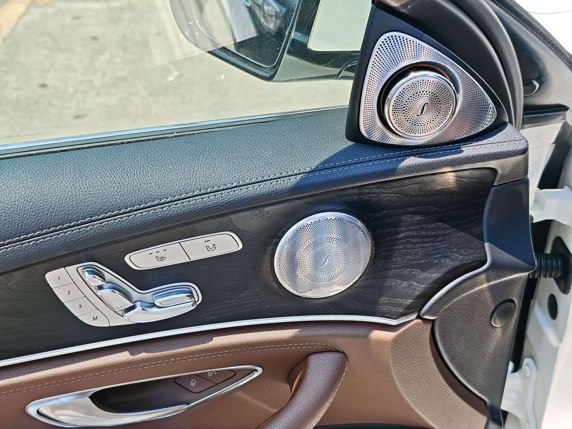 Mercedes-Benz E-Class, 2019 10