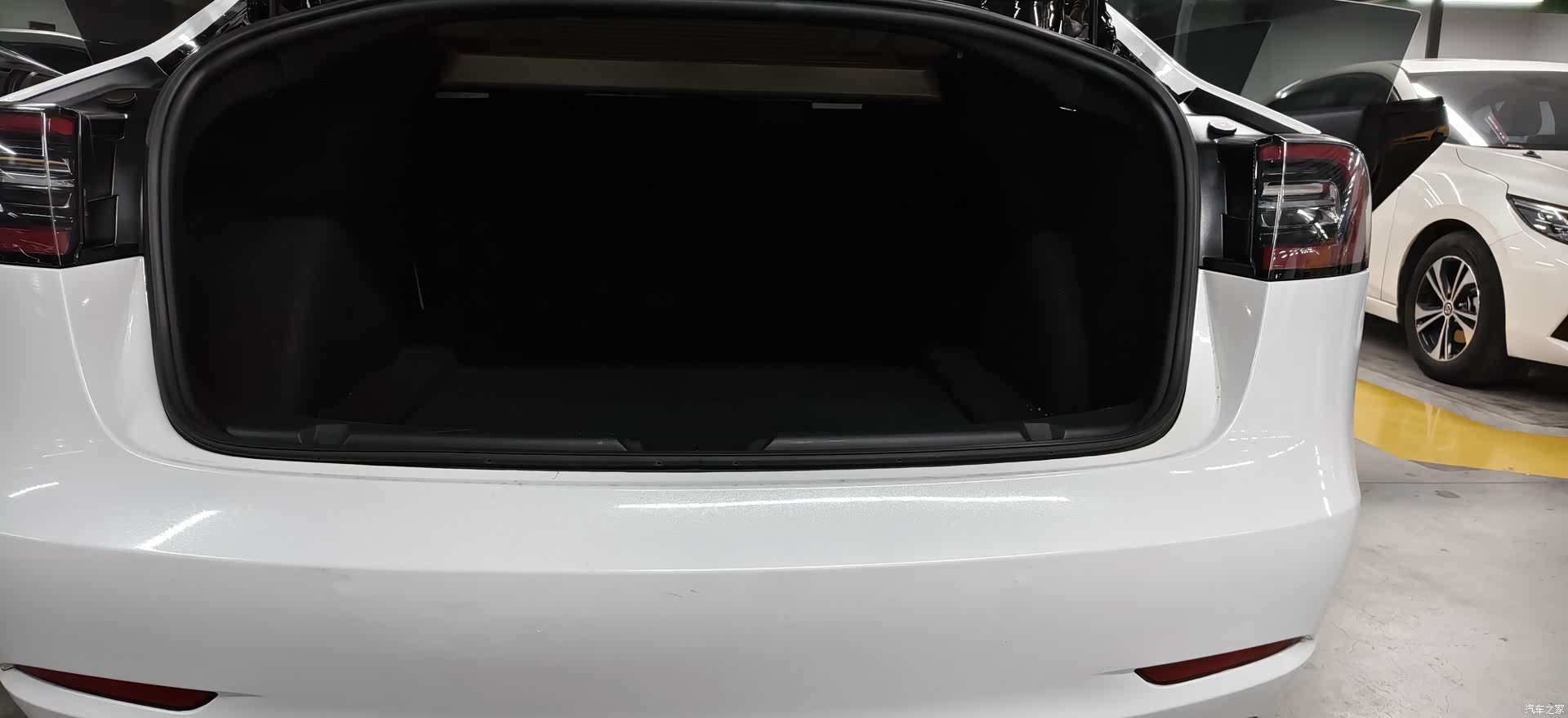 Tesla Model 3, 2020 13