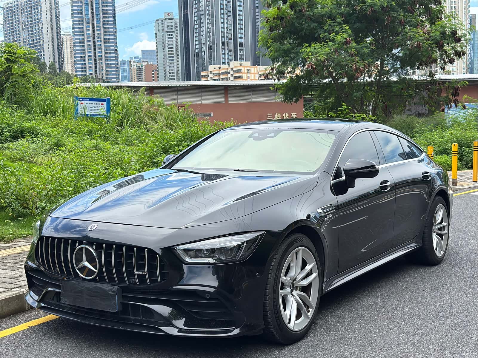 MG AMG