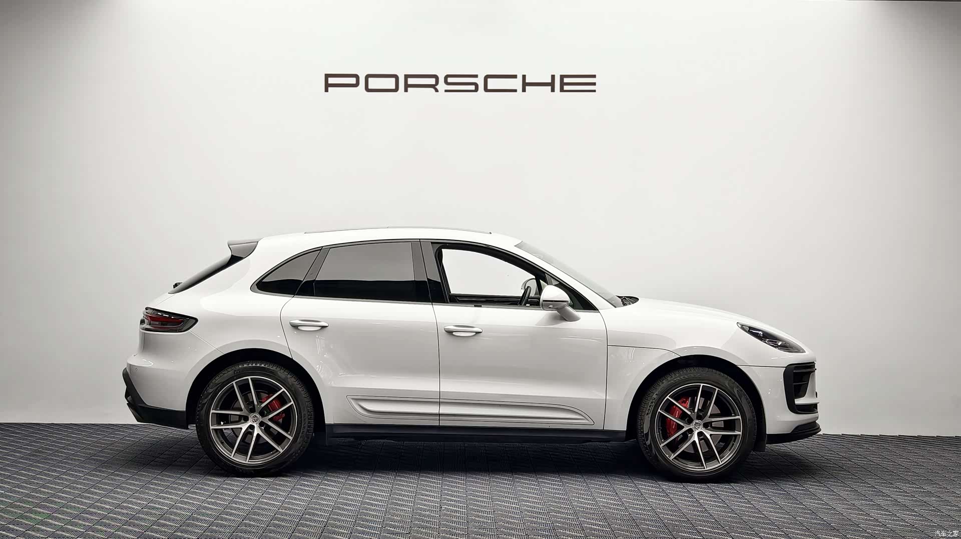 Porsche Macan, 2022 6