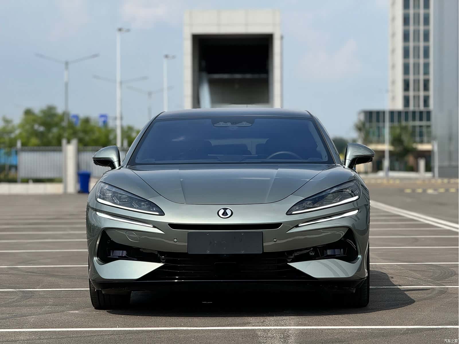 Denza Z9GT, 2024 2