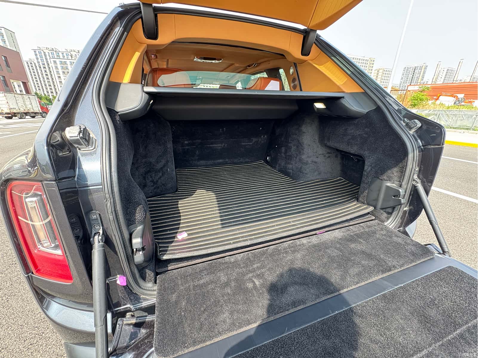 Rolls-Royce Cullinan, 2019 19