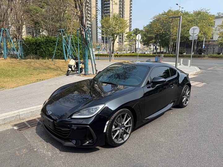 Subaru BRZ 2022 — фото 1