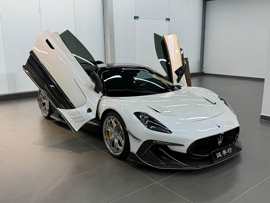 Maserati MC20 2023 3.0T Standard