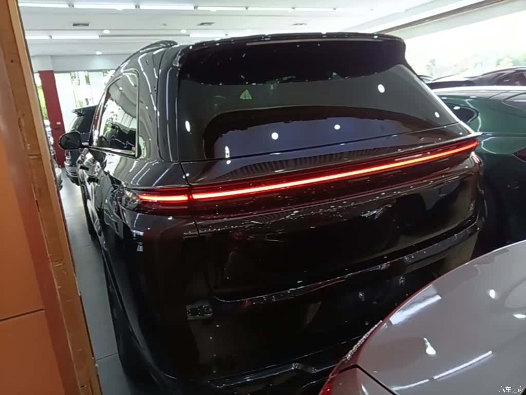 Li Auto L8, 2024 все фото