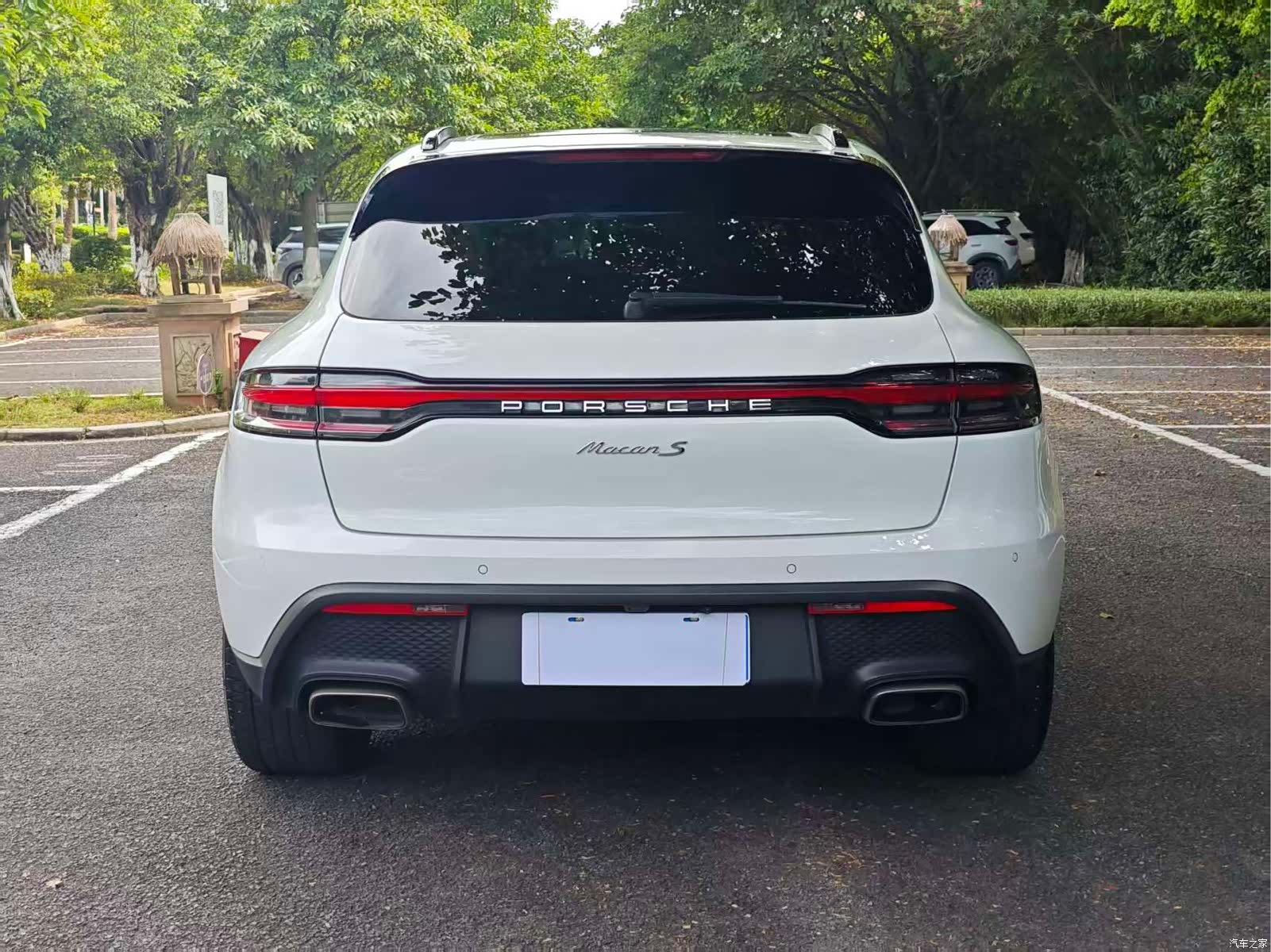 Porsche Macan, 2023 8
