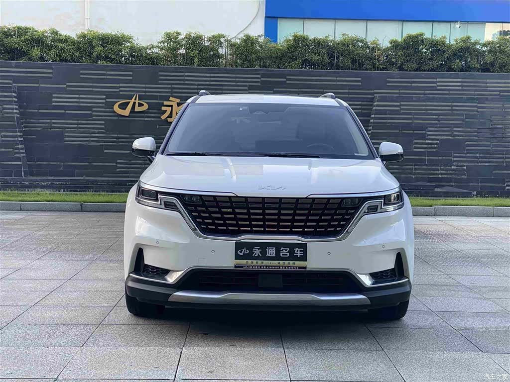 Kia Carnival, 2023 2