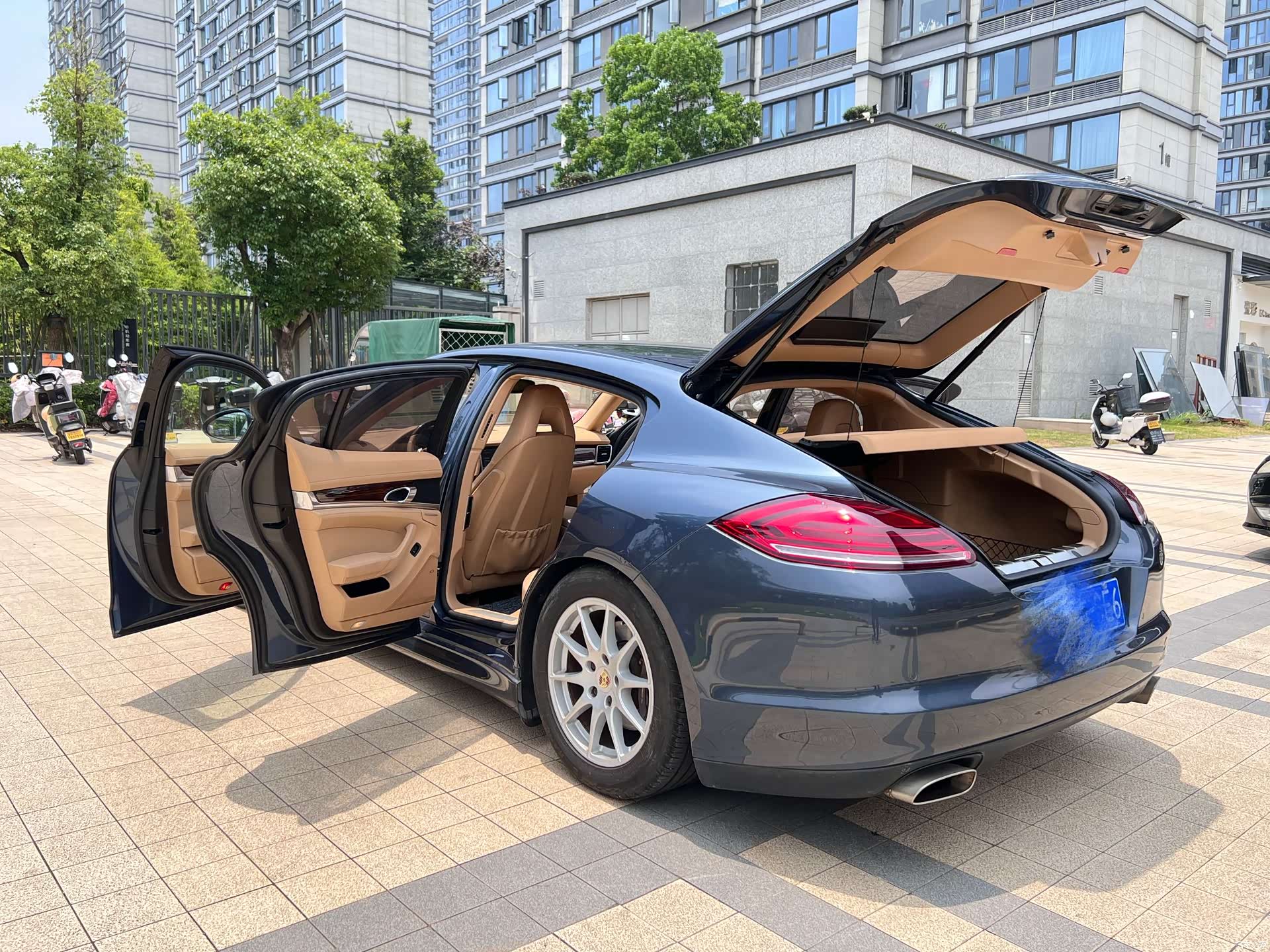 Porsche Panamera, 2011 12