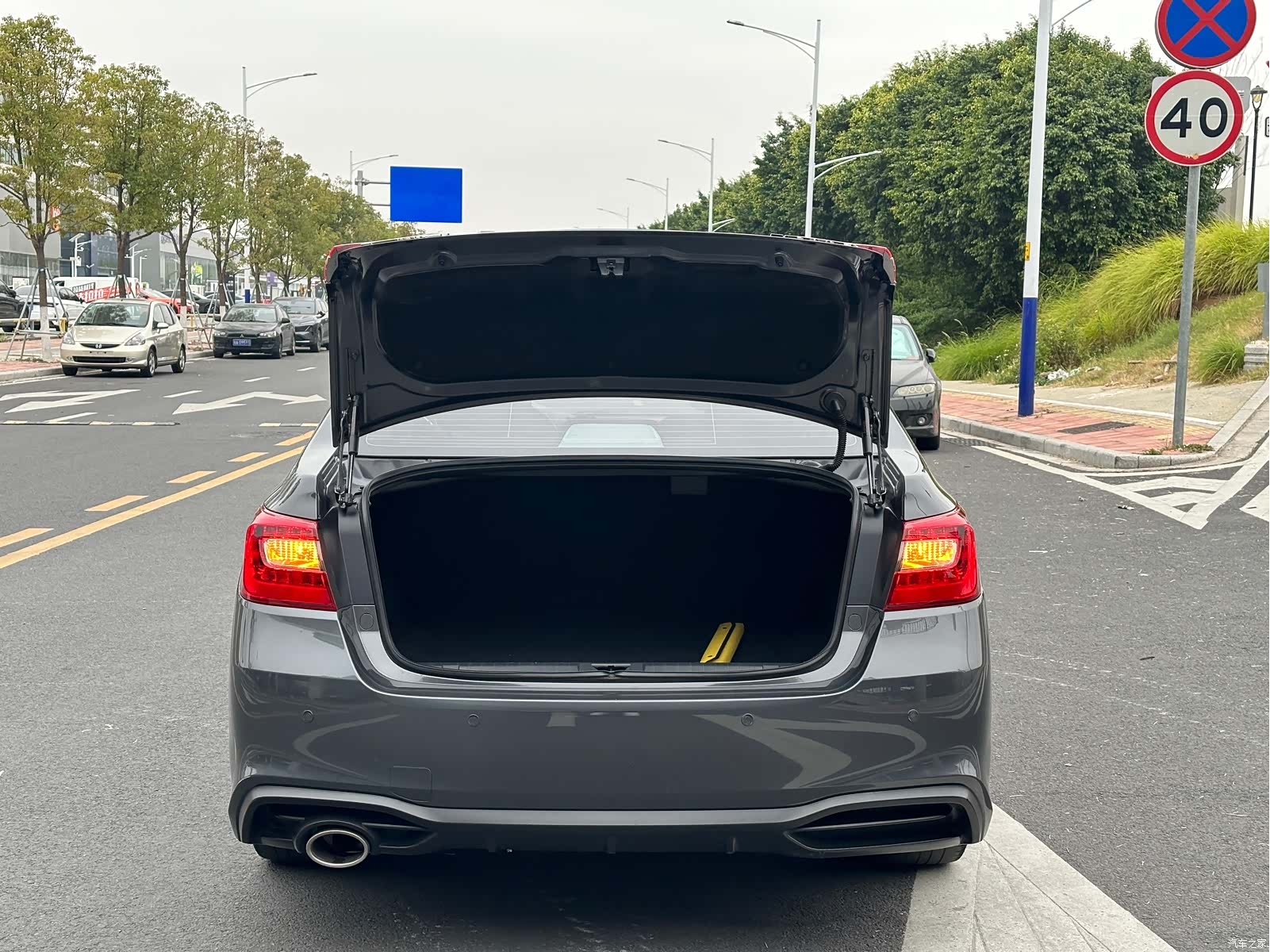 Subaru Legacy, 2021 31