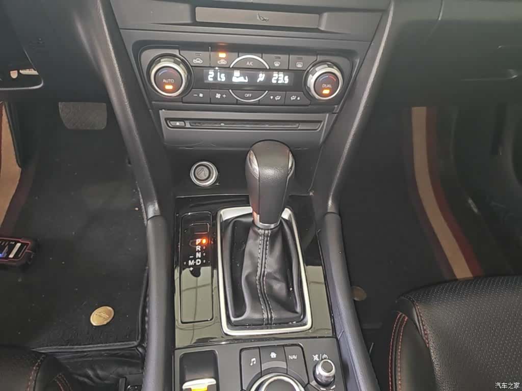 Mazda Mazda3, 2019 14
