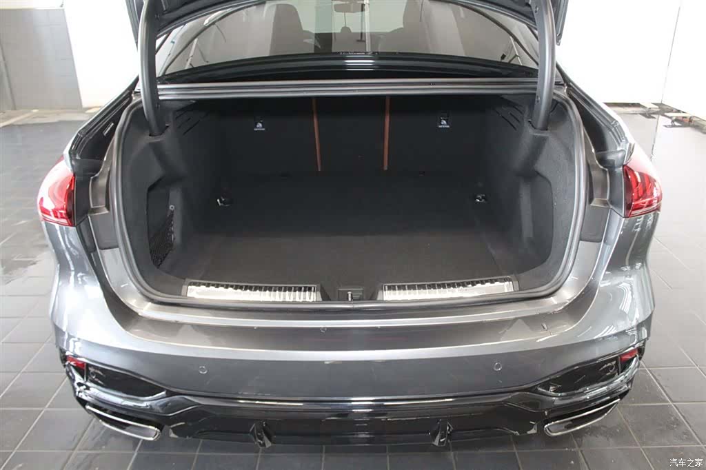 Audi A5, 1900 7