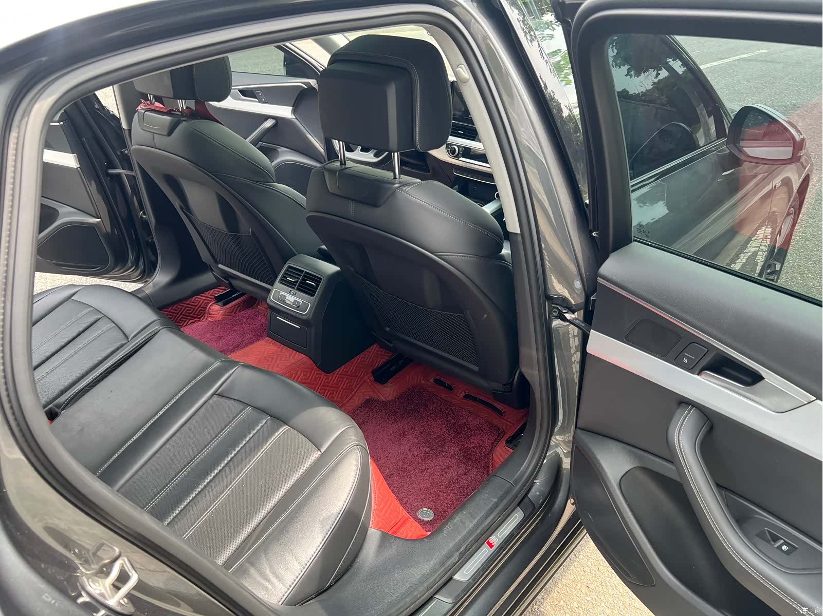 Audi A4L, 2022 11