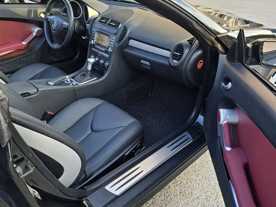 Mercedes-Benz SLK class