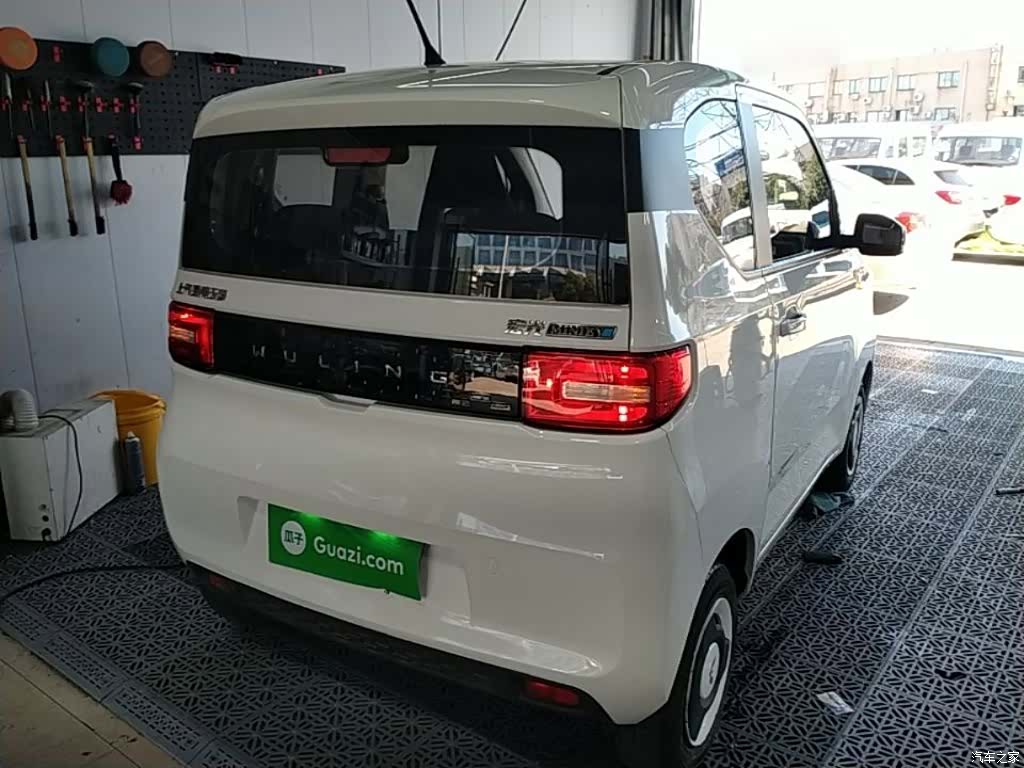 Wuling MINIEV, 2022 7