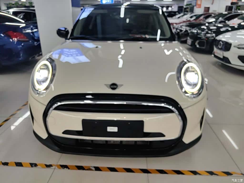 Mini Cooper, 2021 3