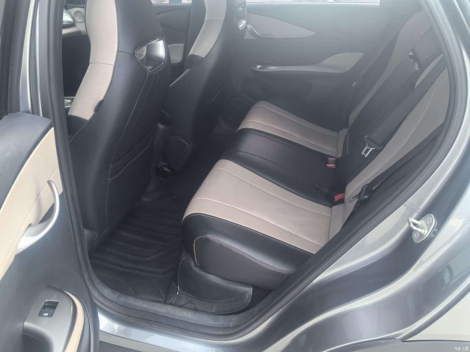BYD Dolphin, 2023 9