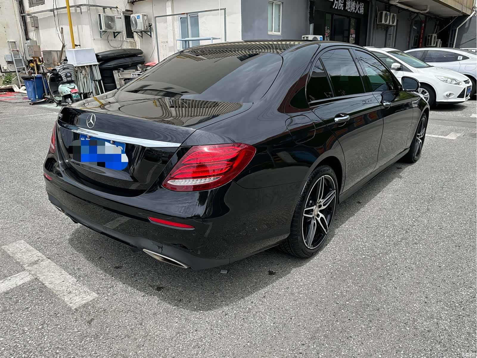 Mercedes-Benz E-Class, 2017 4