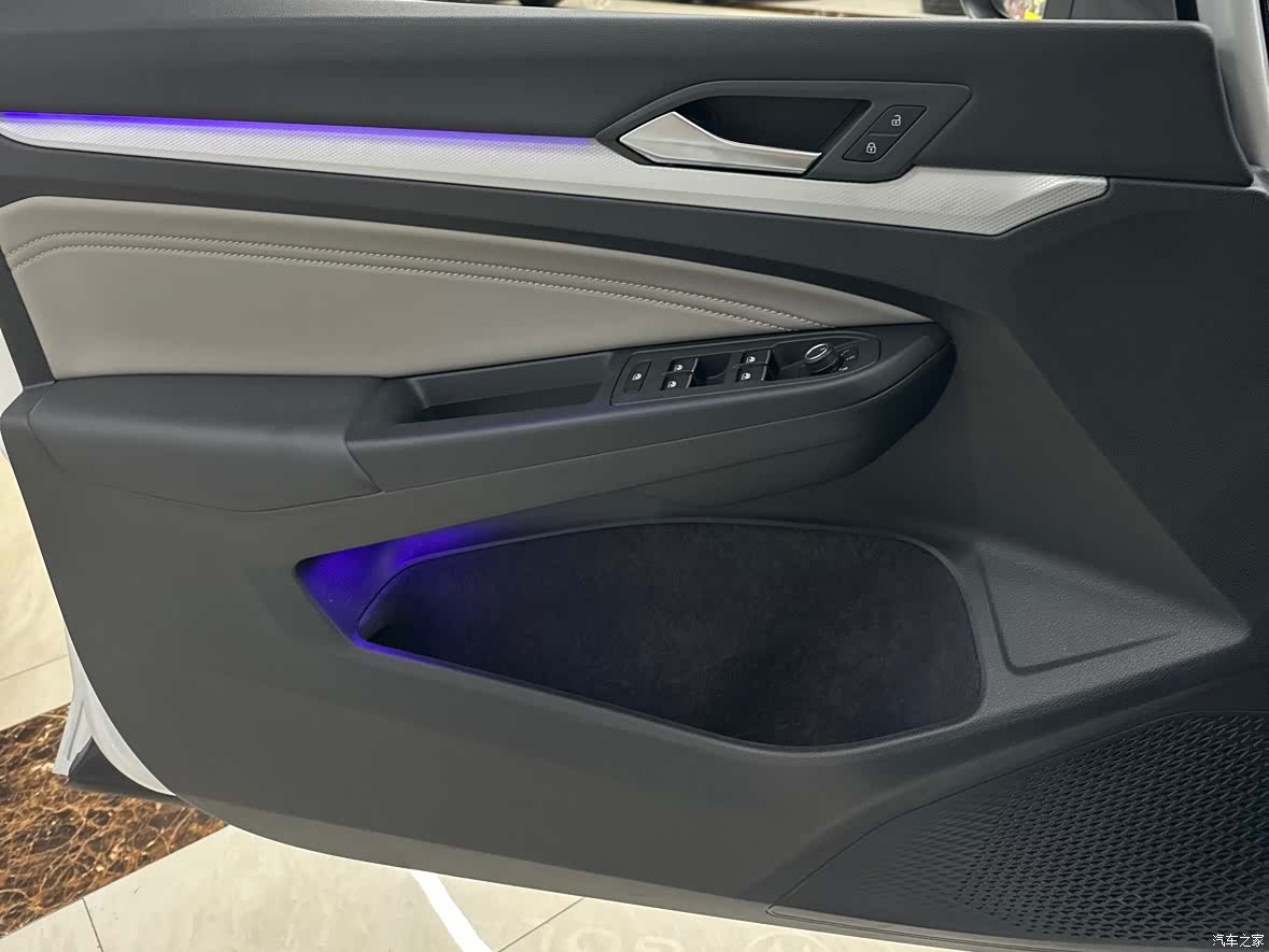 Volkswagen Golf, 2024 14