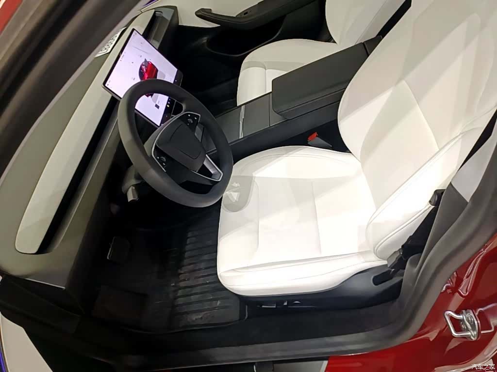 Tesla Model 3, 2026 15