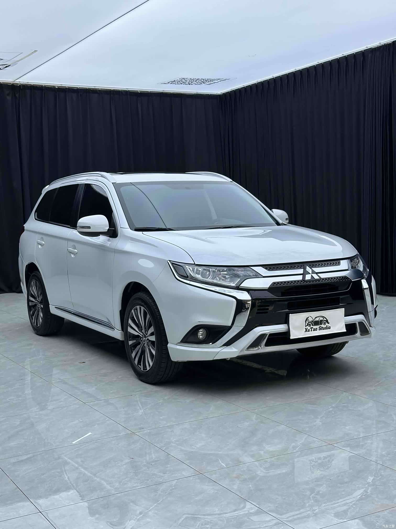 Mitsubishi Outlander, 2022 3