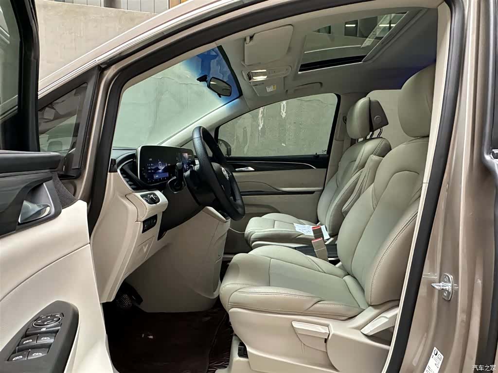 Buick GL8, 2024 9