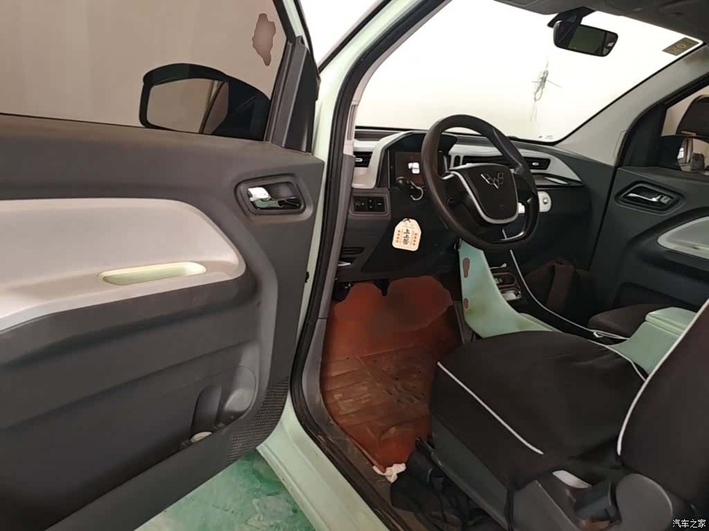Wuling MINIEV, 2022 16