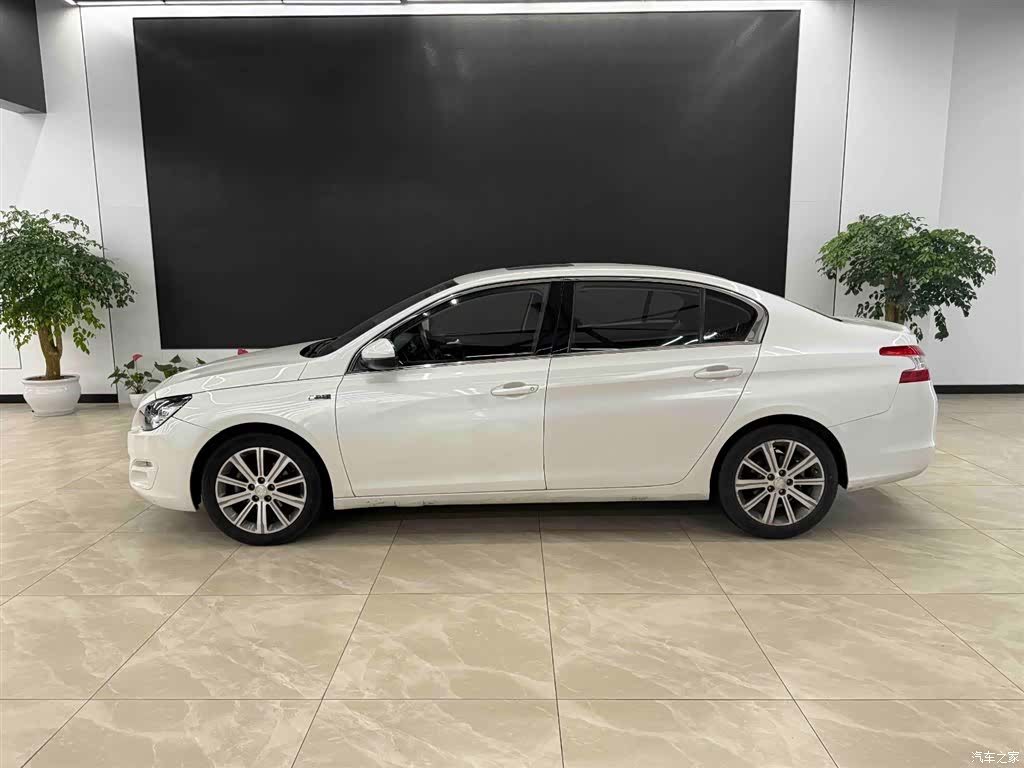 Peugeot 408, 2016 3