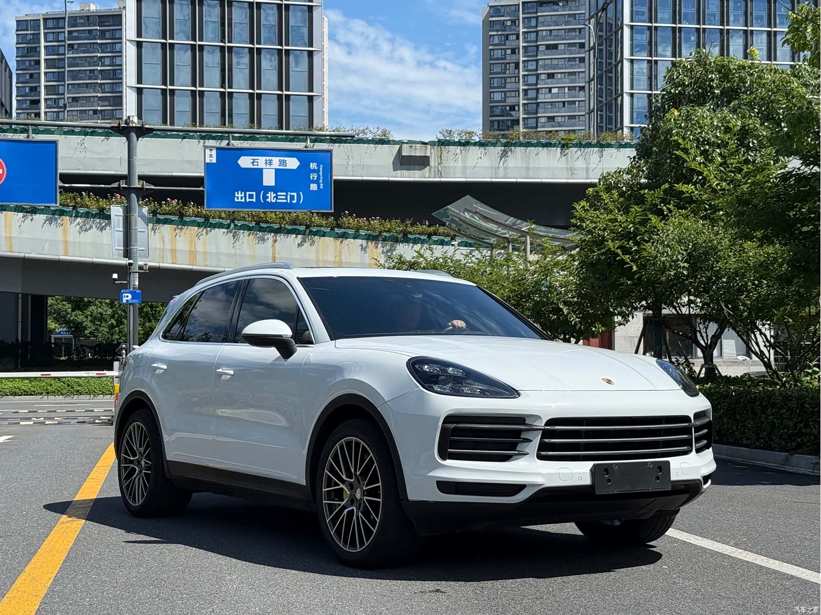 Porsche Cayenne, 2020 3
