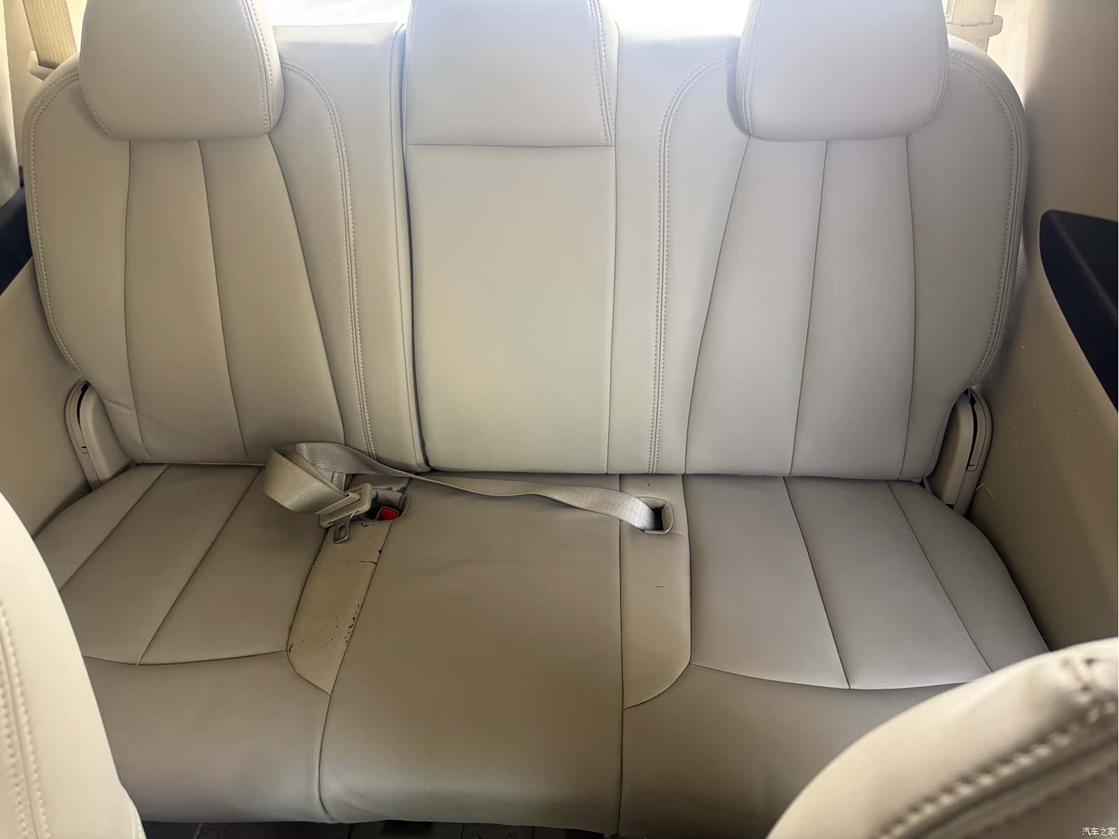 Buick GL8, 2016 7