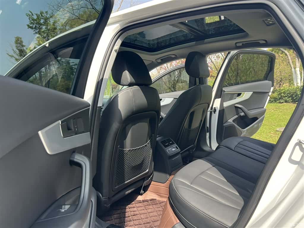 Audi A4L, 2020 15