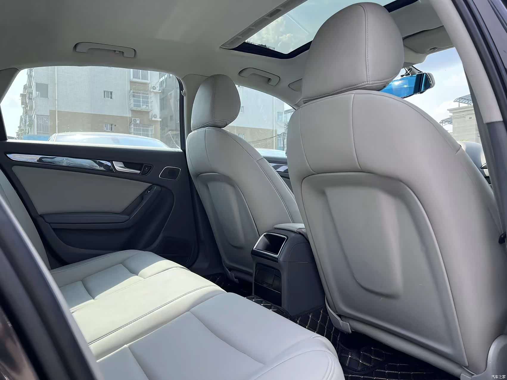 Audi A4L, 2013 15