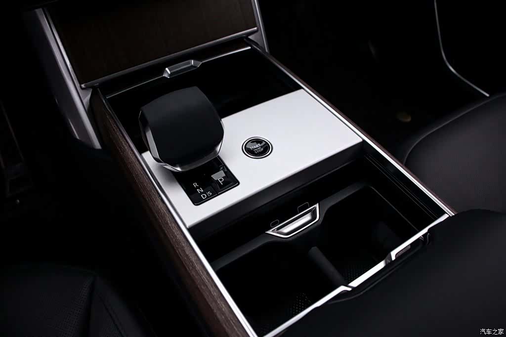 Land Rover Range Rover, 2024 9