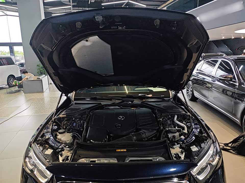 Mercedes-Benz E-class Mercedes-Benz E-class