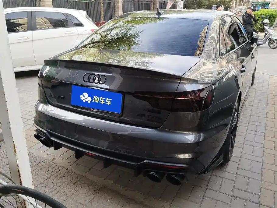 Audi A4L