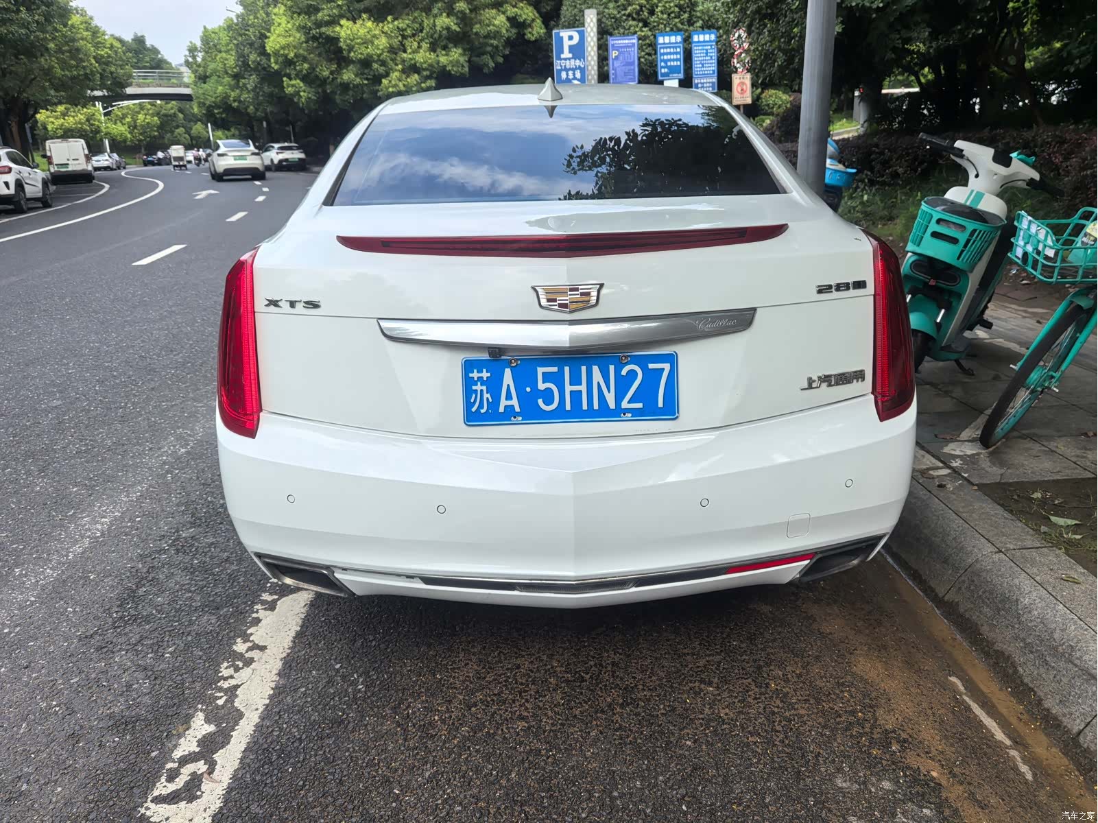 Cadillac XTS, 2017 10