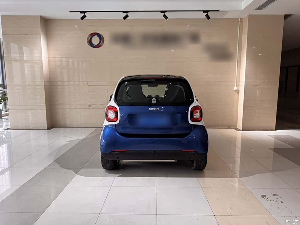 Smart Fortwo, 2019 все фото