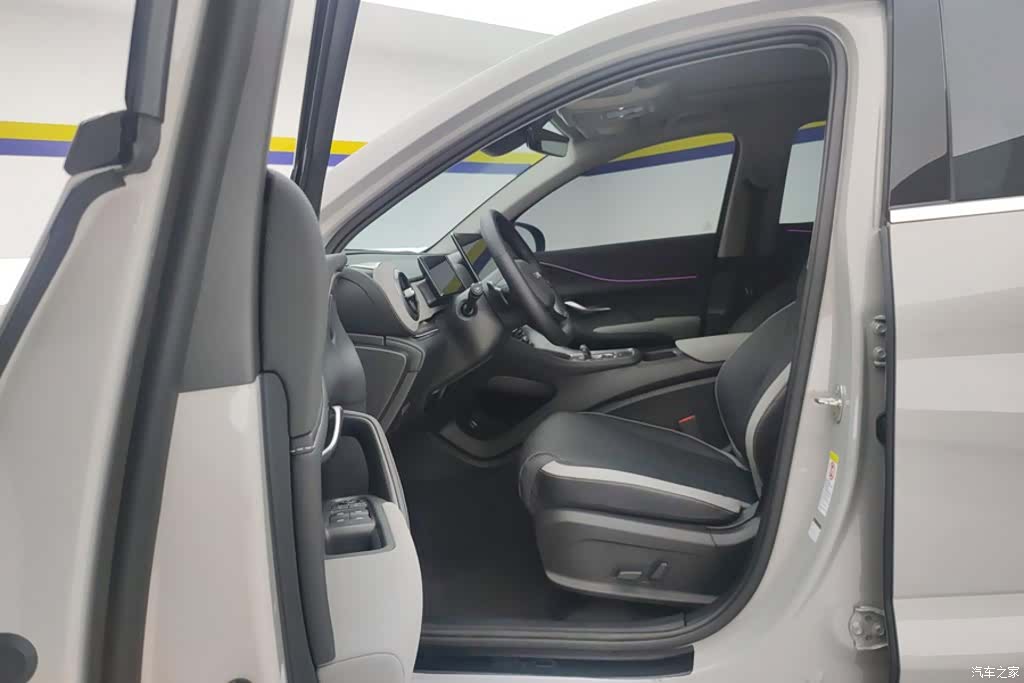 BYD HiAce, 2026 9