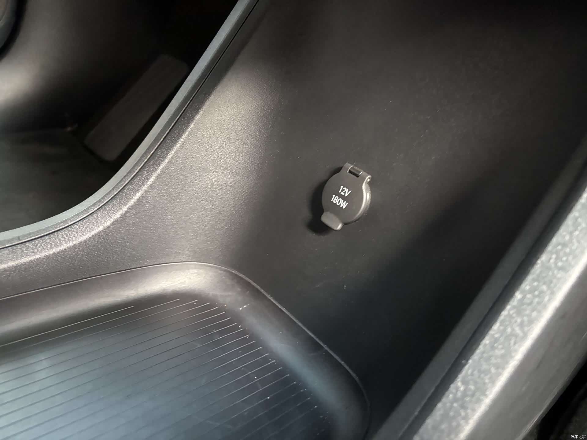 NIO L60, 2025 45