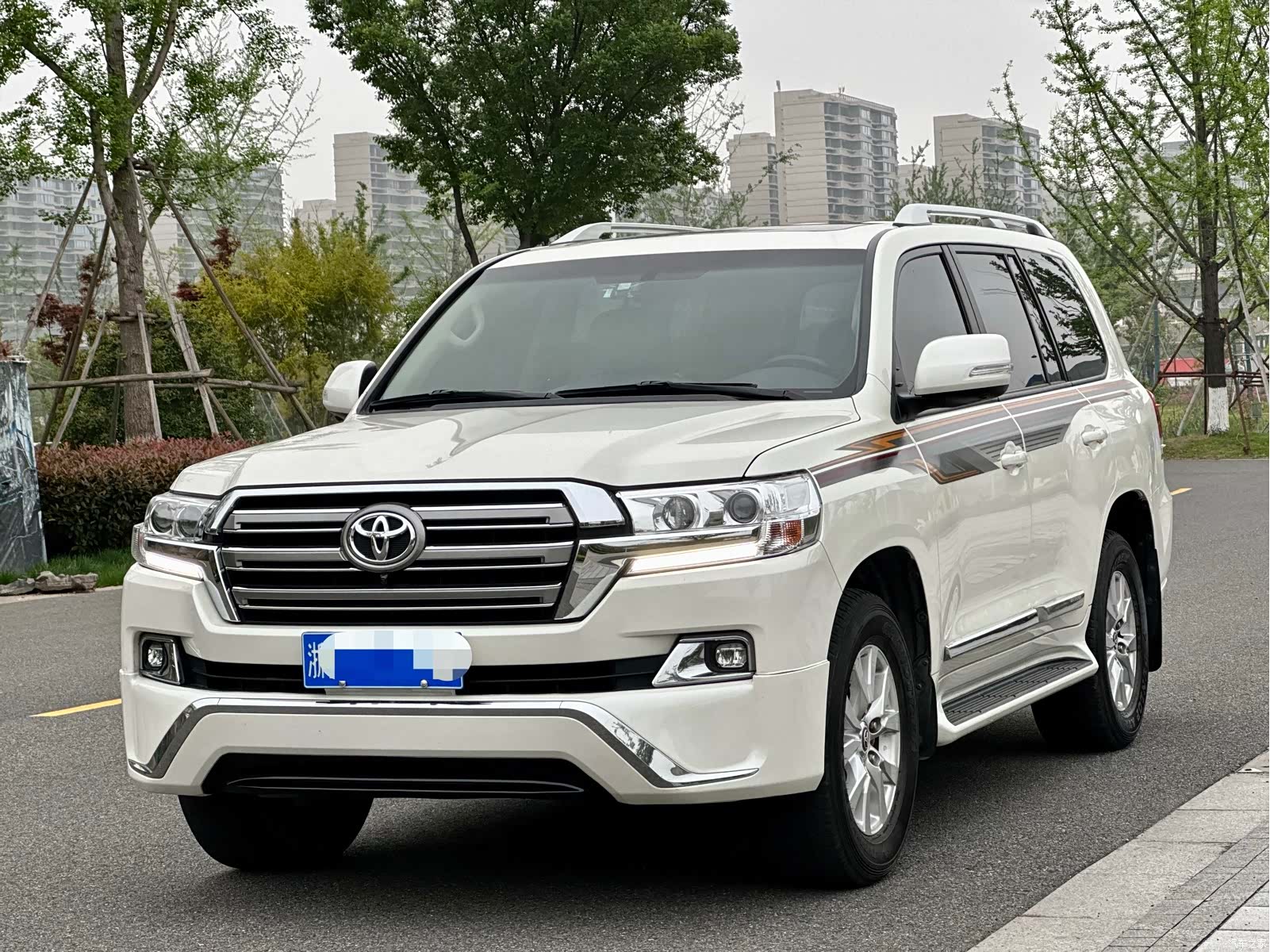 Toyota Land Cruiser, 2019 1