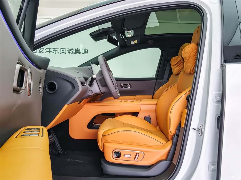 Li Auto i6, 2026 10