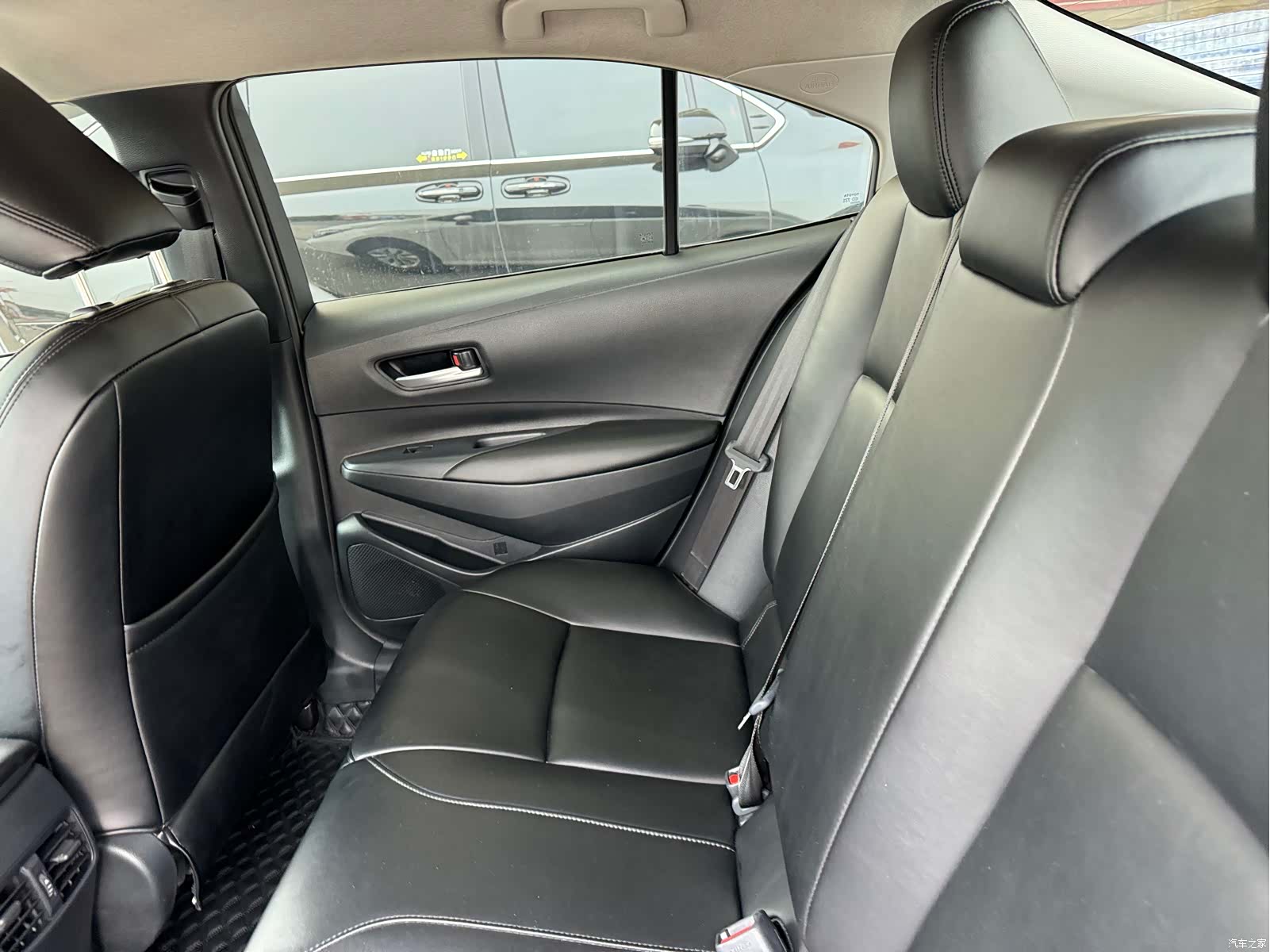 Toyota Corolla, 2024 10