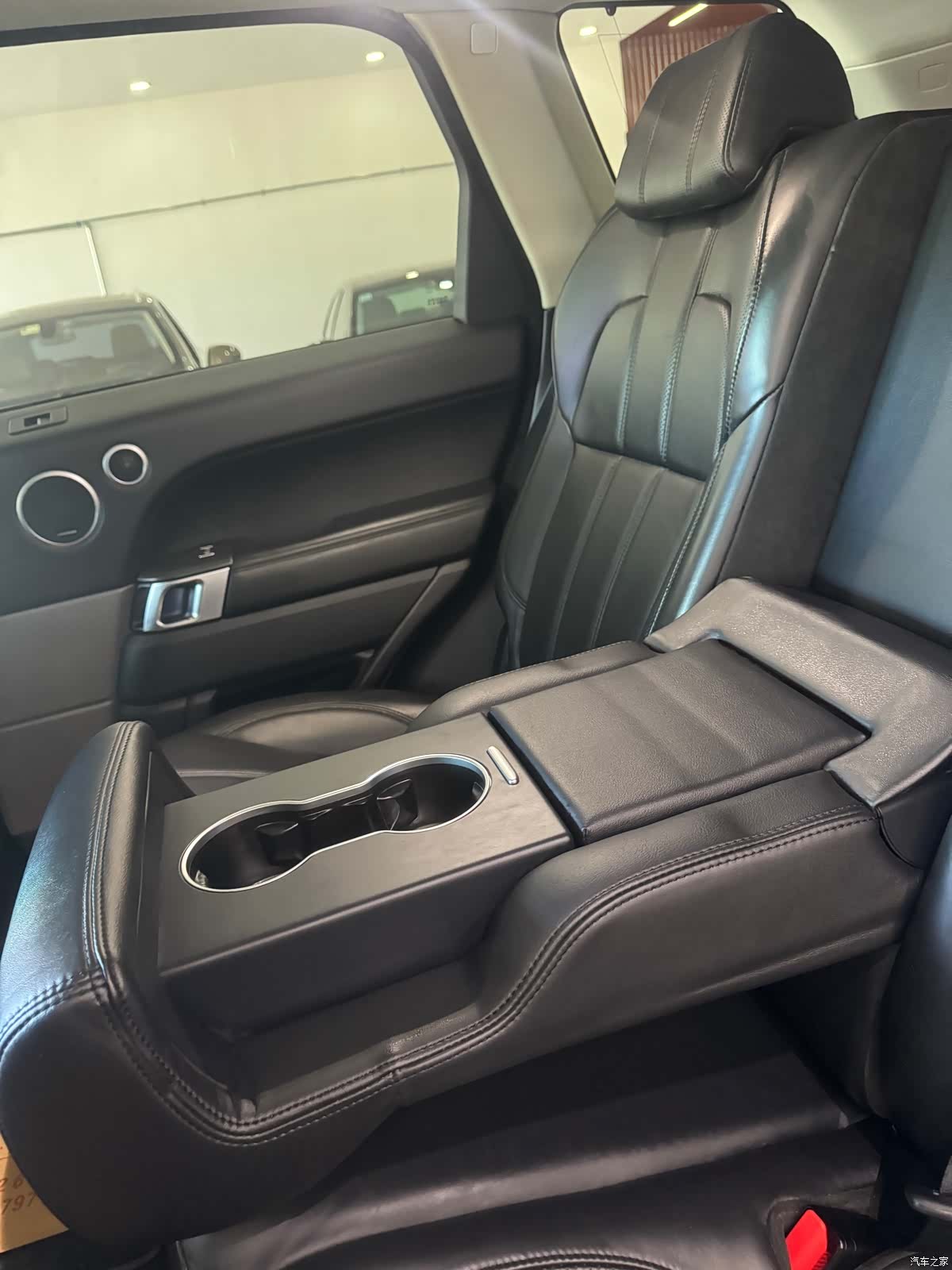 Land Rover Range Rover, 2018 15