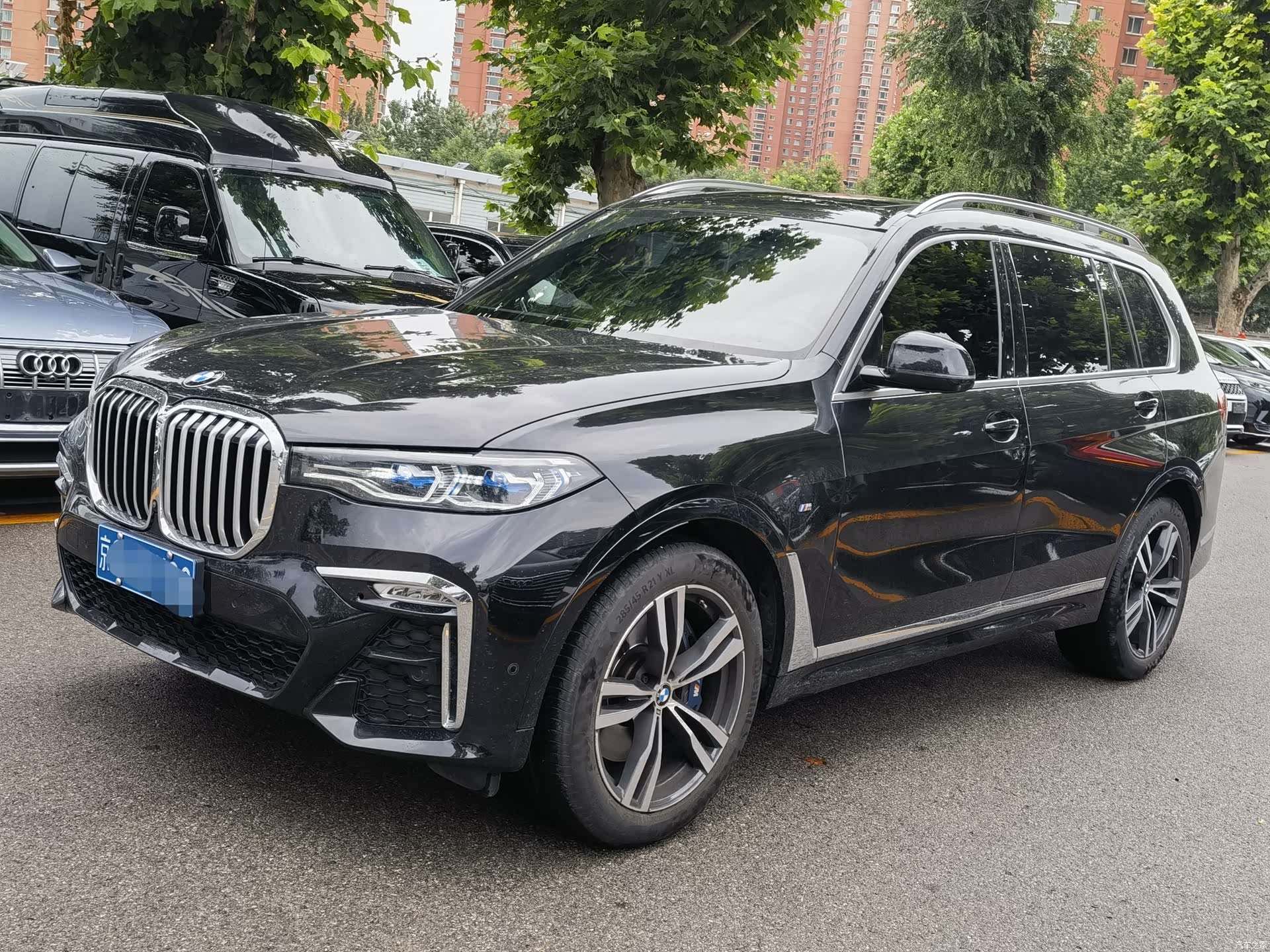BMW X7, 2023 1