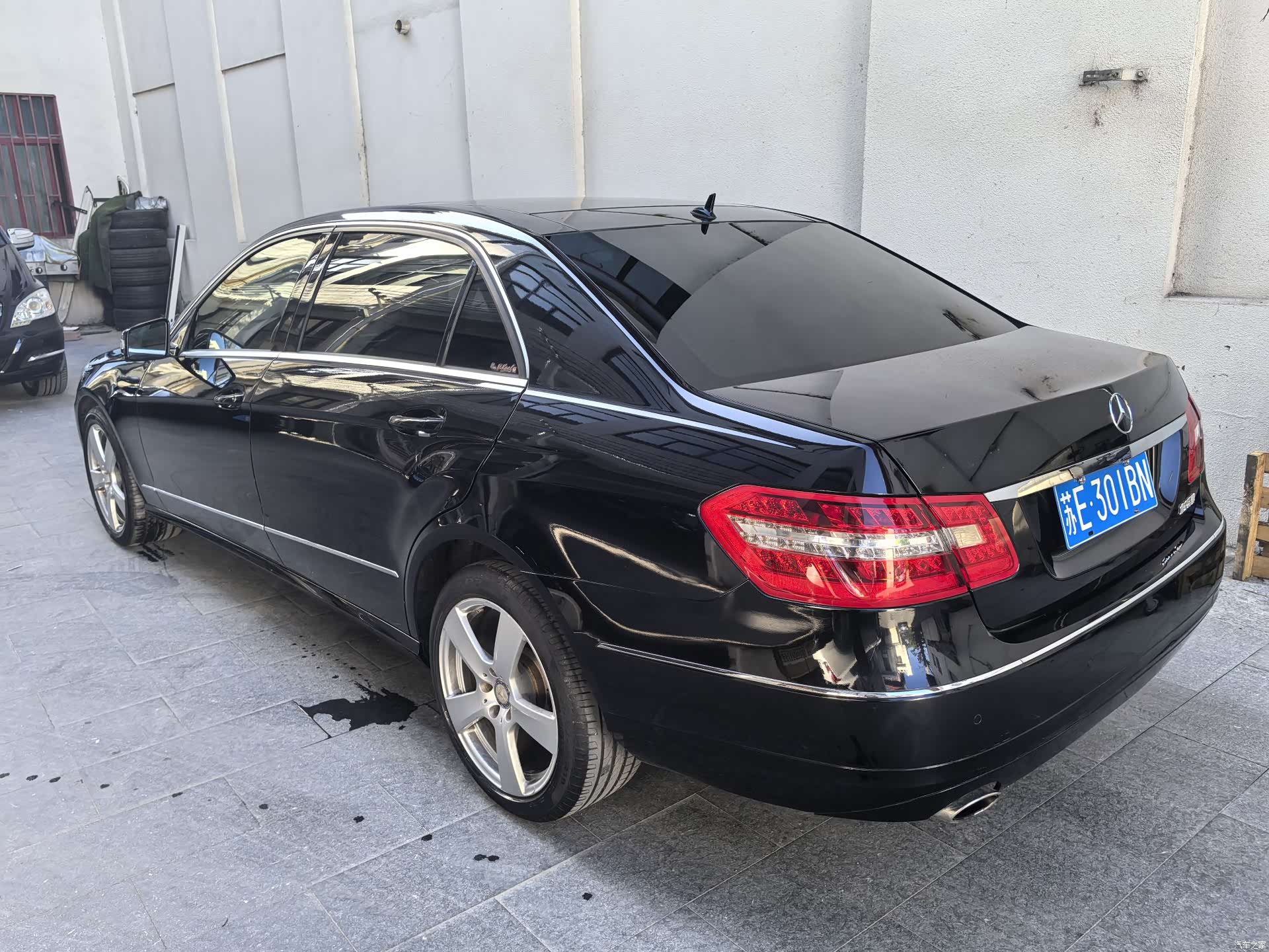 Mercedes-Benz E-Class, 2013 4