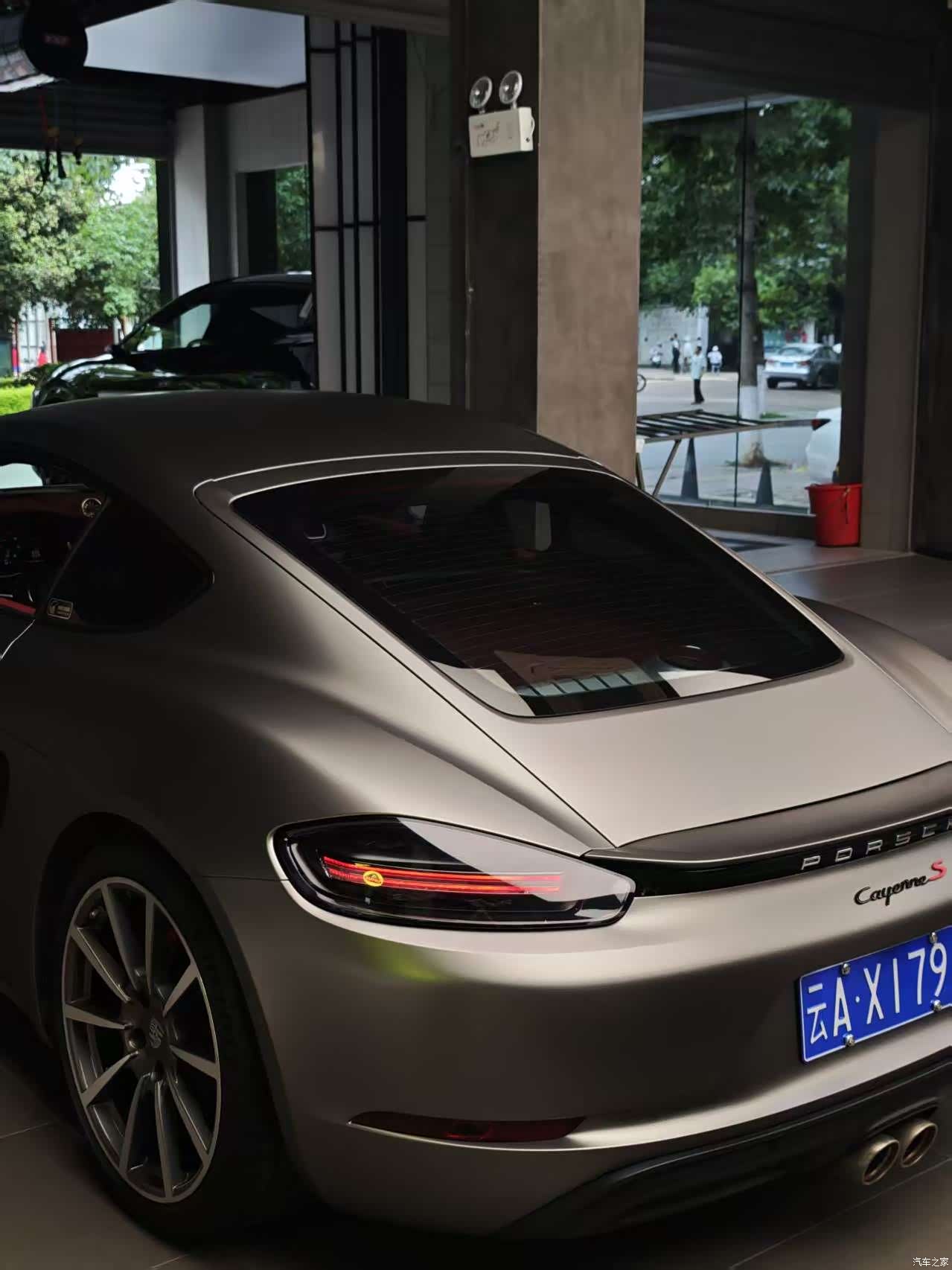 Porsche Cayman, 2021 2