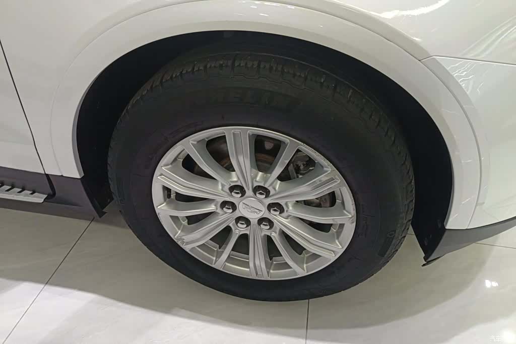 Cadillac XT5, 2019 6