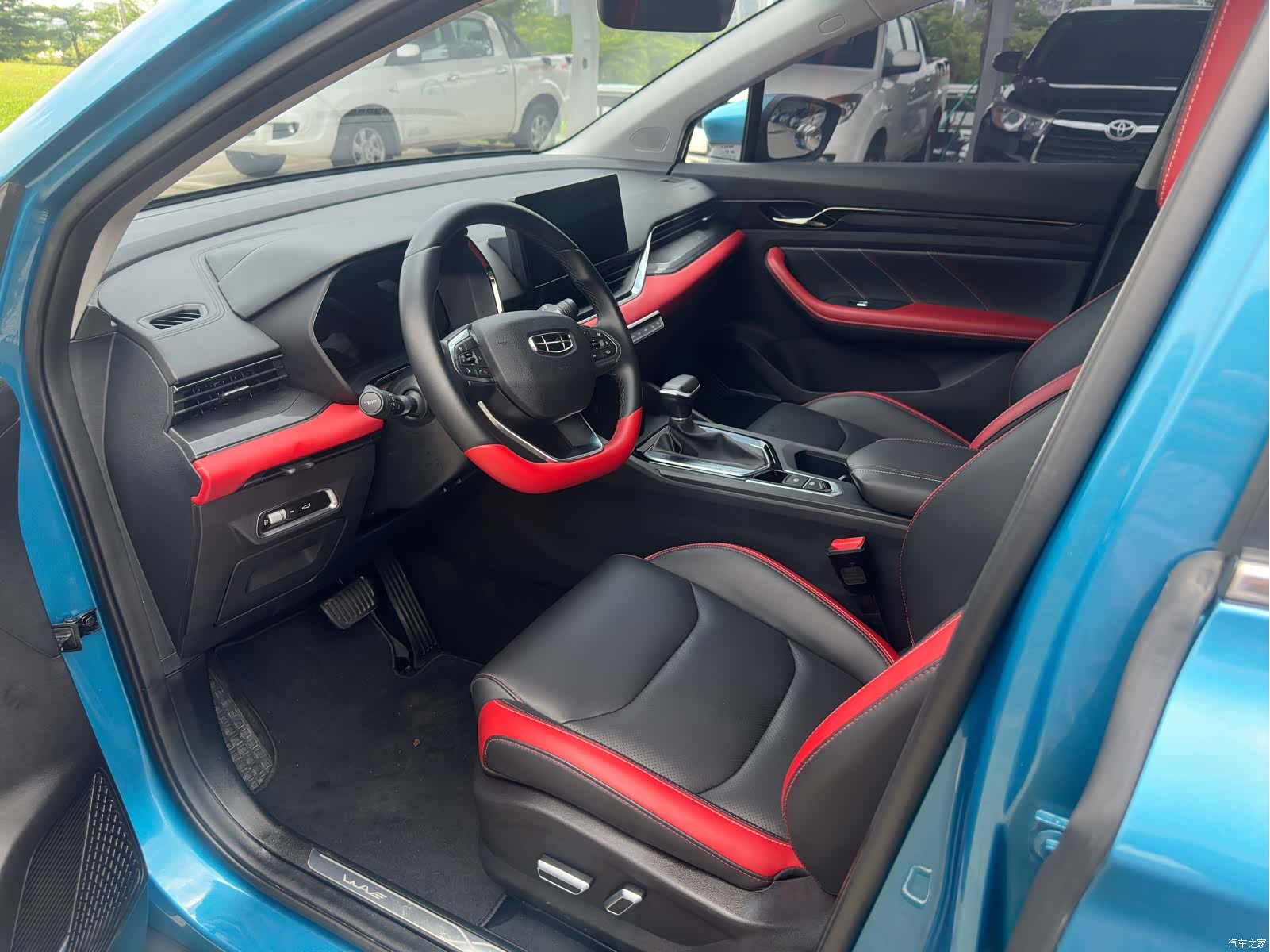 Geely Emgrand, 2022 4