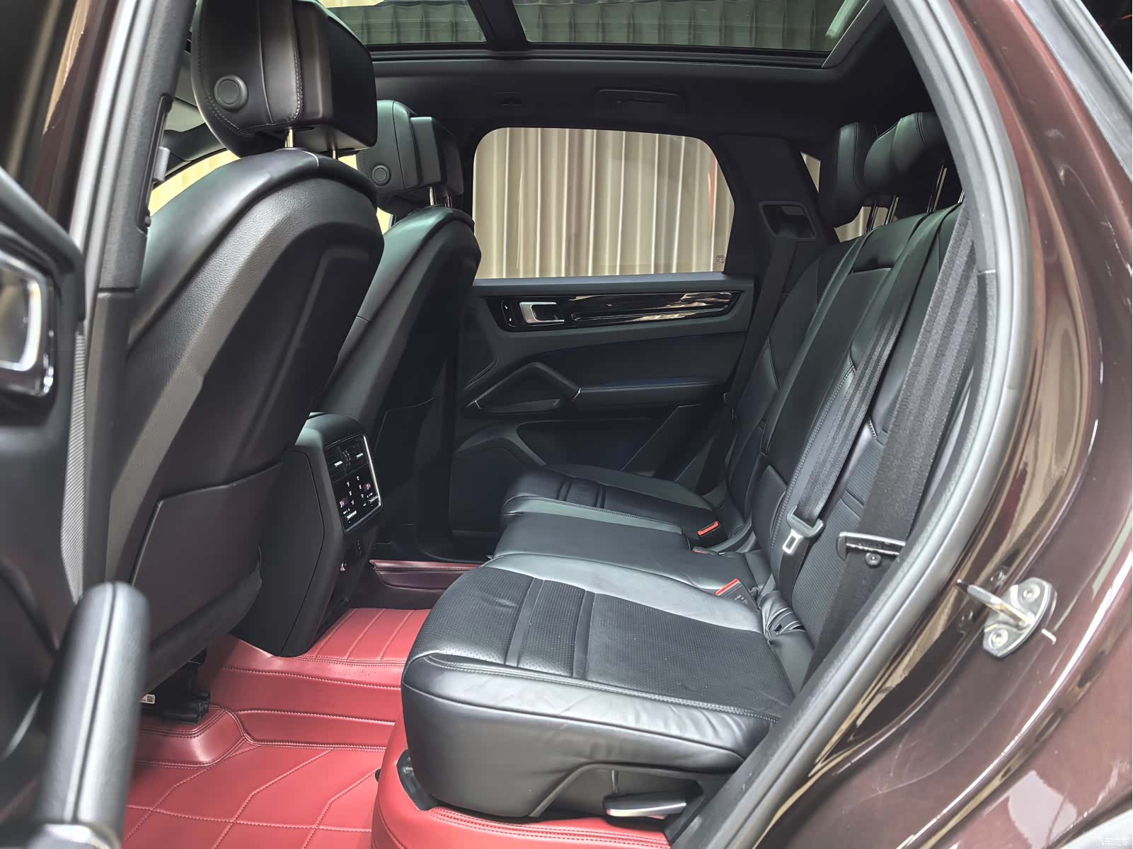 Porsche Cayenne, 2019 8