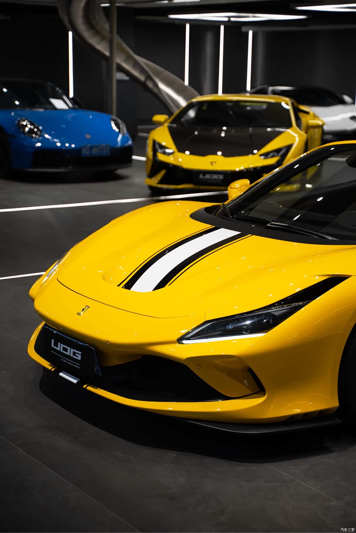 Ferrari F8, 2022 9
